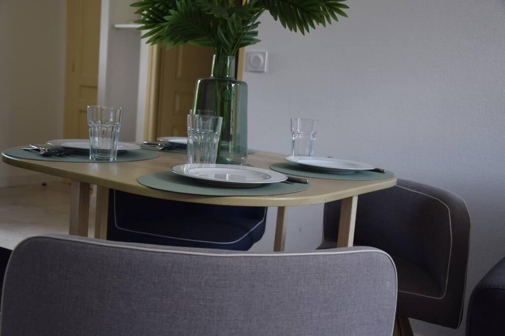 Апартаменты Elegant T2 A Bron, Tramway A 2Min, Box Parking, 4Personnes Экстерьер фото